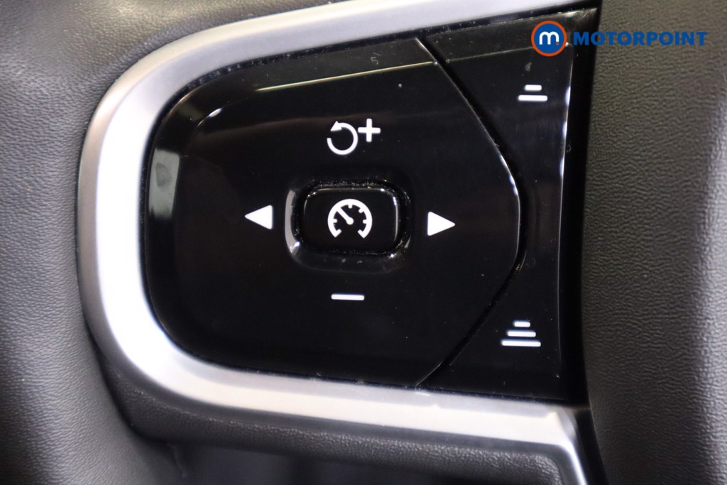 Volvo Xc60 R Design Automatic Petrol SUV - Stock Number (1563585) - 15th supplementary image