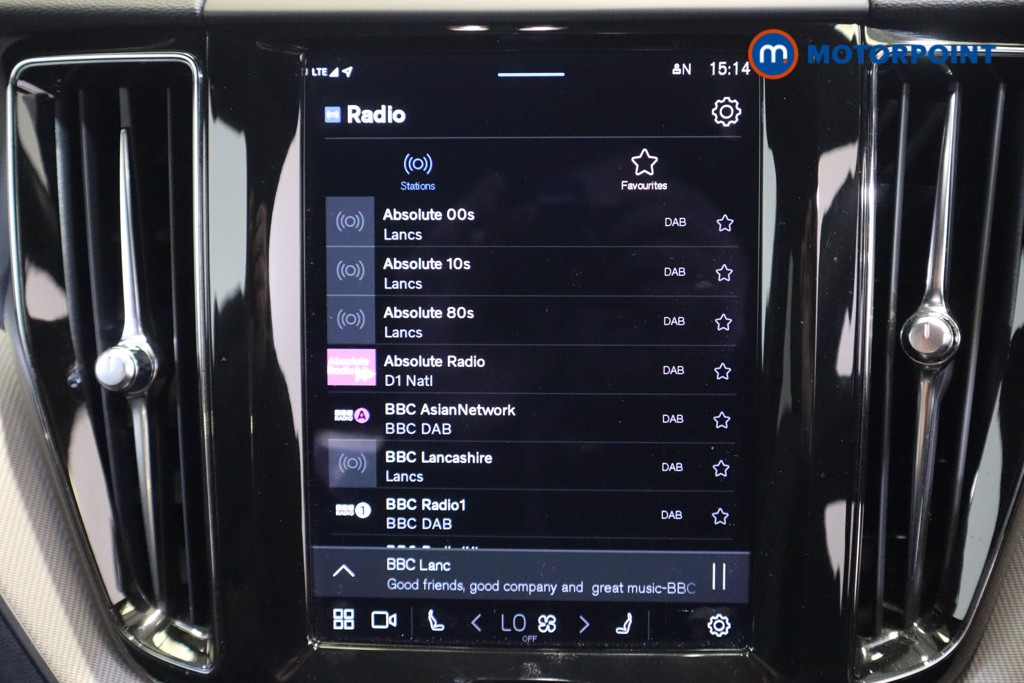 Volvo Xc60 R Design Automatic Petrol SUV - Stock Number (1563585) - 18th supplementary image