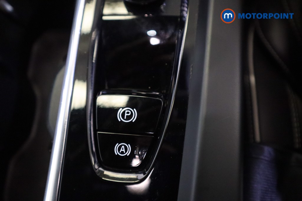 Volvo Xc60 R Design Automatic Petrol SUV - Stock Number (1563585) - 21st supplementary image