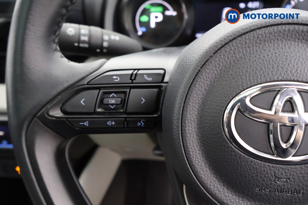 Toyota Yaris Excel Automatic Petrol-Electric Hybrid Hatchback - Stock Number (1563645) - 2nd supplementary image