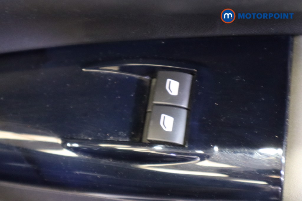 Citroen C4 Cactus Flair Manual Petrol SUV - Stock Number (1563876) - 13th supplementary image