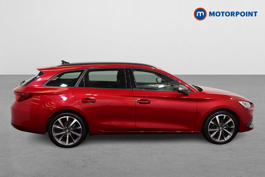 Seat Leon Fr Sport Automatic Petrol Estate - Stock Number (1564198) - Drivers side