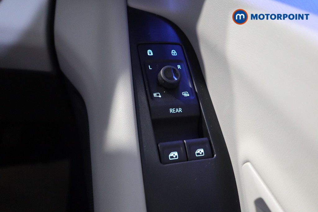 Ford Explorer Premium Automatic Electric SUV - Stock Number (1564610) - 7th supplementary image