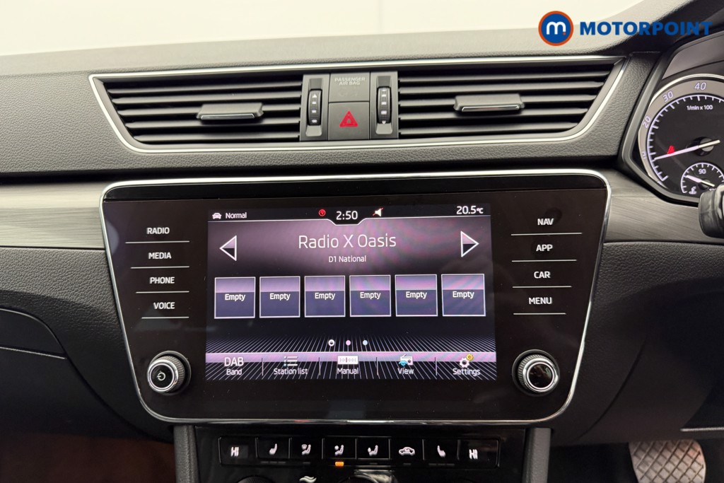 Skoda Superb Se L Automatic Petrol Estate - Stock Number (1564673) - 6th supplementary image