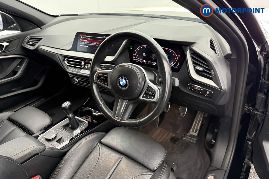 BMW 1 Series M Sport Manual Diesel Hatchback - Stock Number (1564747) - 4th supplementary image