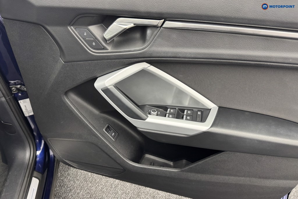 Audi Q3 Sport Manual Petrol SUV - Stock Number (1564789) - 16th supplementary image