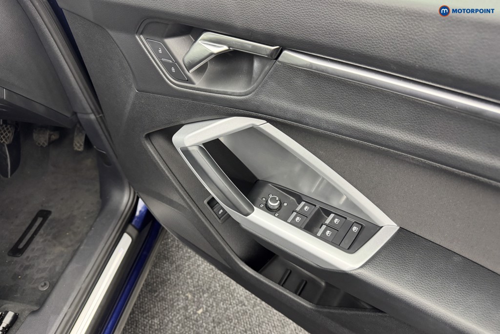 Audi Q3 Sport Manual Petrol SUV - Stock Number (1564789) - 17th supplementary image