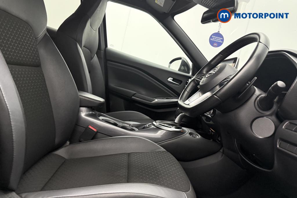 Nissan Juke N-Connecta Automatic Petrol SUV - Stock Number (1564950) - 8th supplementary image