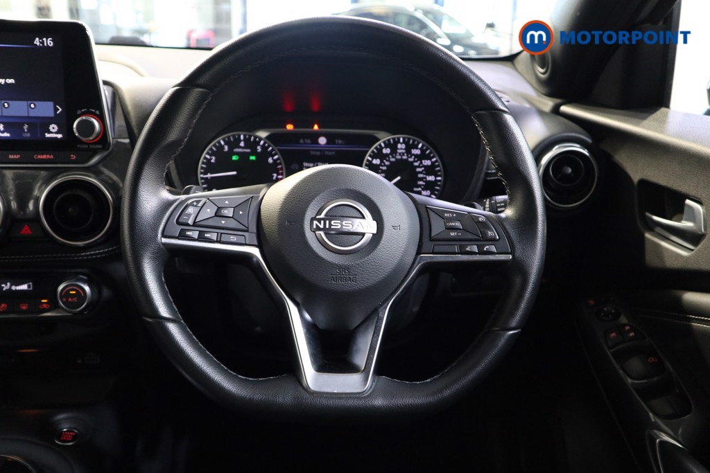 Nissan Juke N-Connecta Automatic Petrol SUV - Stock Number (1564960) - 2nd supplementary image