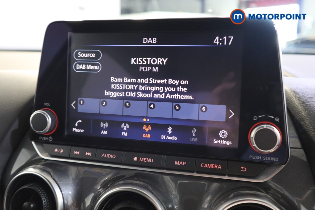 Nissan Juke N-Connecta Automatic Petrol SUV - Stock Number (1564960) - 8th supplementary image