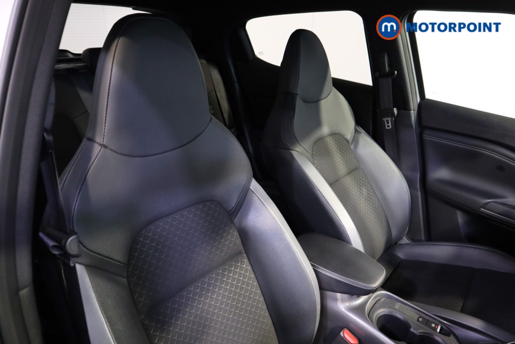 Nissan Juke N-Connecta Automatic Petrol SUV - Stock Number (1564960) - 11th supplementary image