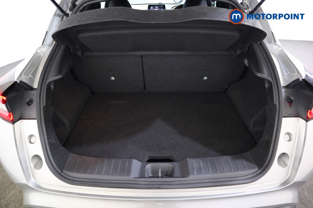 Nissan Juke N-Connecta Automatic Petrol SUV - Stock Number (1564960) - 13th supplementary image