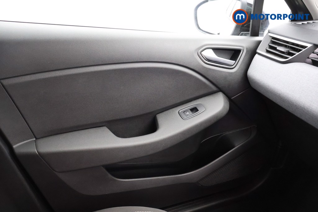 Renault Clio Evolution Manual Petrol Hatchback - Stock Number (1564974) - 7th supplementary image