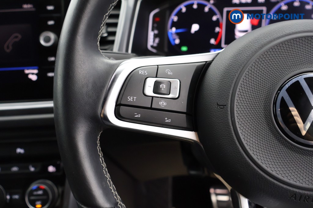 Volkswagen T-Roc R-Line Automatic Petrol SUV - Stock Number (1565063) - 2nd supplementary image