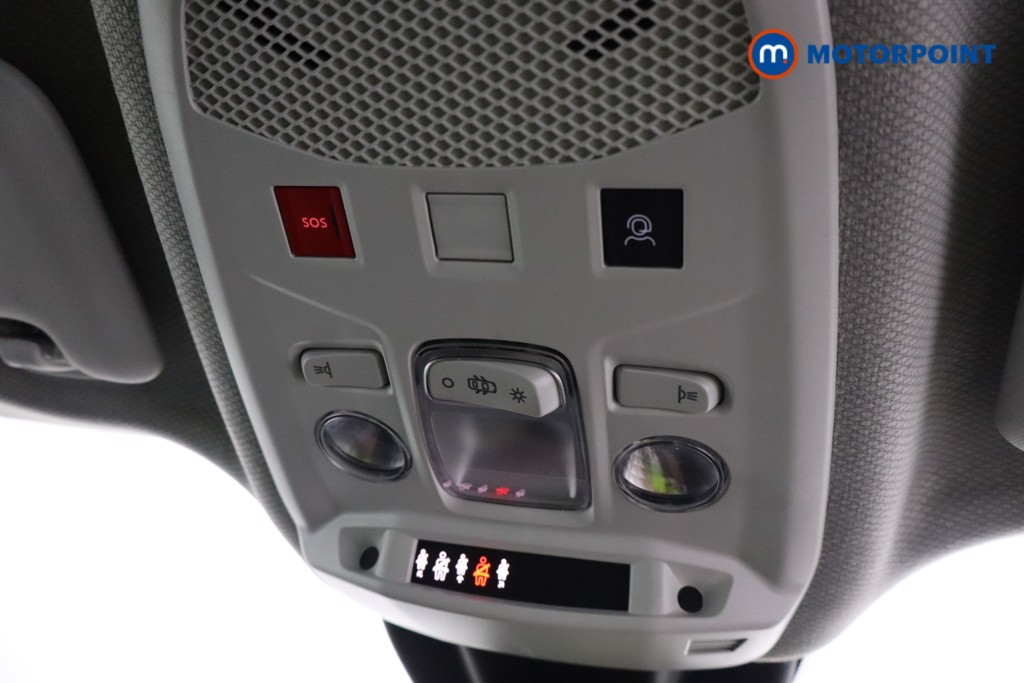Jeep Avenger Altitude Manual Petrol SUV - Stock Number (1565185) - 21st supplementary image