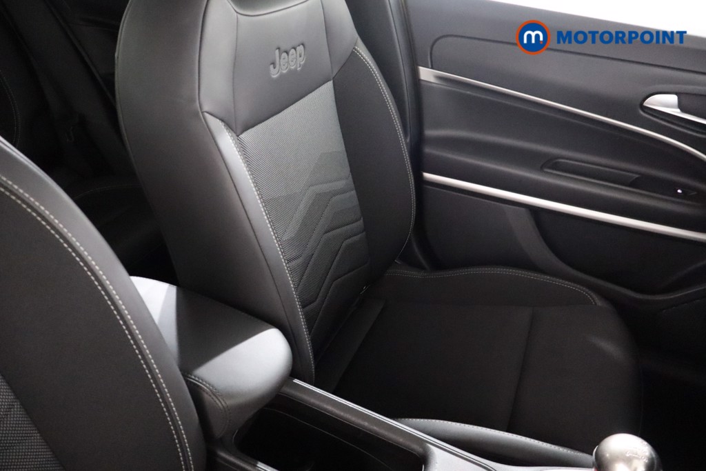 Jeep Avenger Altitude Manual Petrol SUV - Stock Number (1565185) - 25th supplementary image