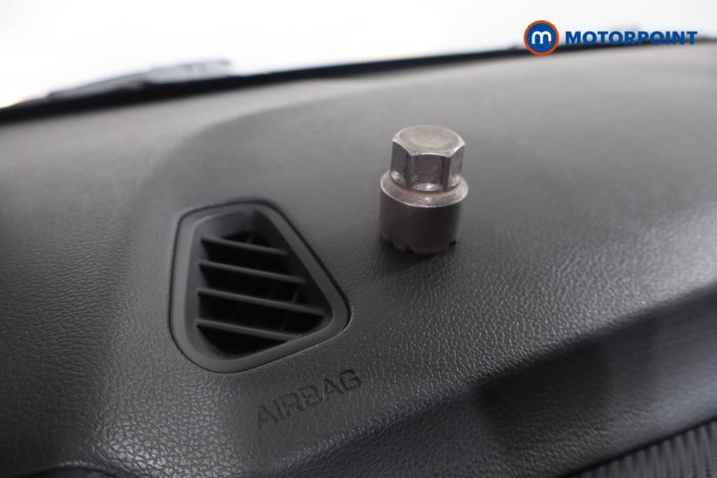 Hyundai Tucson S Connect Manual Petrol SUV - Stock Number (1565572) - 16th supplementary image