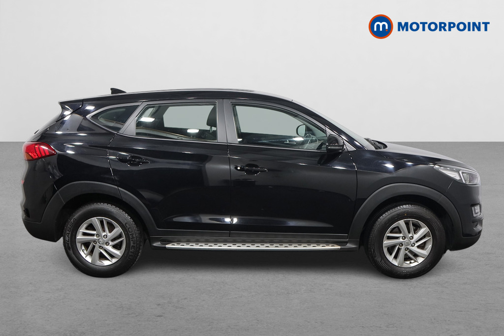 Hyundai Tucson S Connect Manual Petrol SUV - Stock Number (1565572) - Drivers side