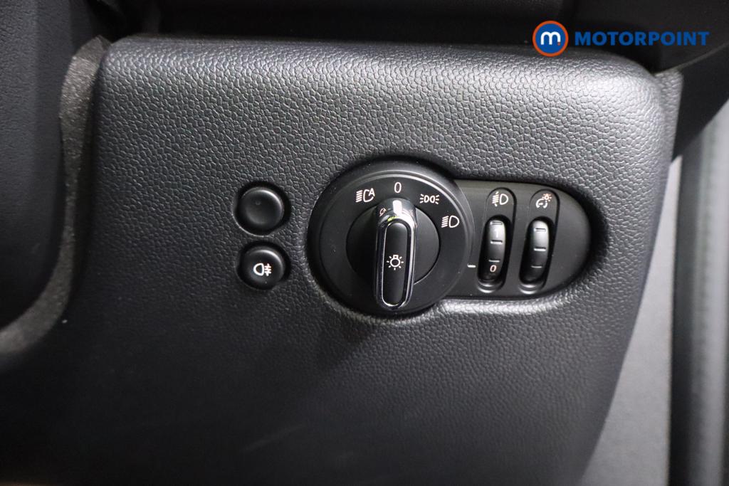 Mini Hatchback Cooper S Exclusive Automatic Petrol Hatchback - Stock Number (1565772) - 12th supplementary image