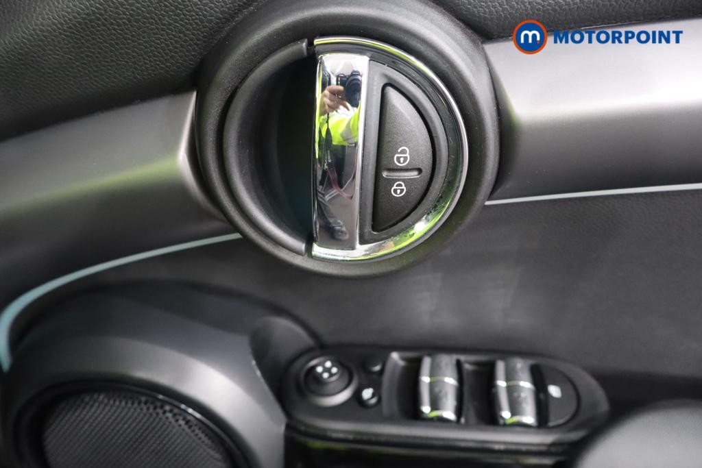 Mini Hatchback Cooper S Exclusive Automatic Petrol Hatchback - Stock Number (1565772) - 13th supplementary image