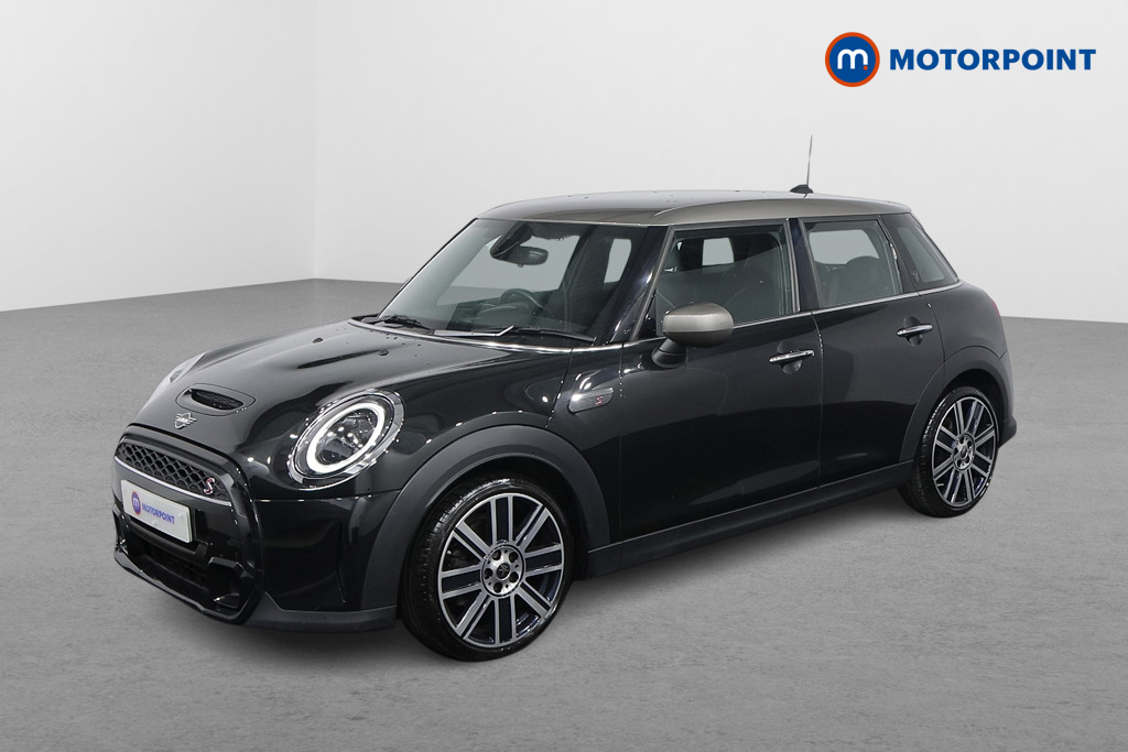 Mini Hatchback Cooper S Exclusive Automatic Petrol Hatchback - Stock Number (1565772) - Passenger side front corner
