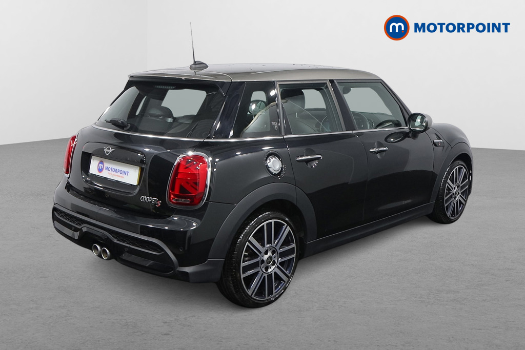 Mini Hatchback Cooper S Exclusive Automatic Petrol Hatchback - Stock Number (1565772) - Drivers side rear corner