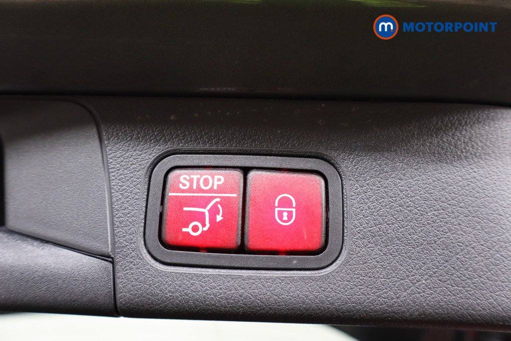 Mercedes-Benz B Class Sport Automatic Diesel Hatchback - Stock Number (1565847) - 26th supplementary image