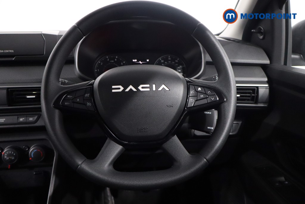 Dacia Sandero Essential Manual Petrol Hatchback - Stock Number (1565959) - 6th supplementary image