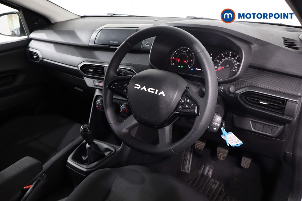 Dacia Sandero Essential Manual Petrol Hatchback - Stock Number (1565959) - 25th supplementary image