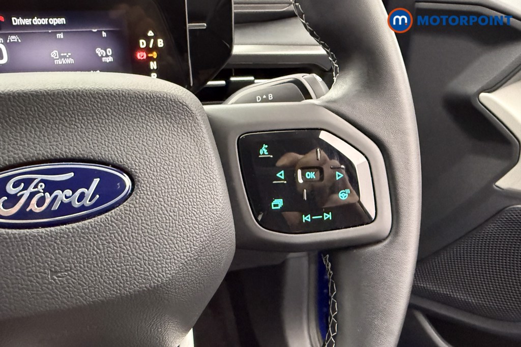 Ford Explorer Select Automatic Electric SUV - Stock Number (1566237) - 13th supplementary image