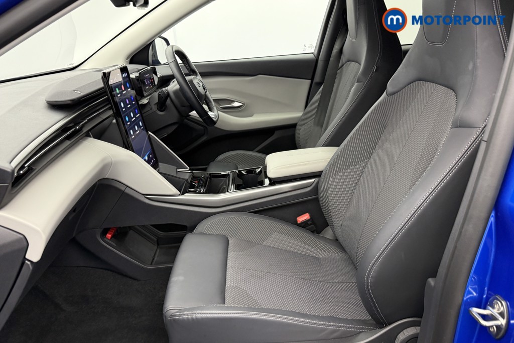 Ford Explorer Select Automatic Electric SUV - Stock Number (1566237) - 24th supplementary image