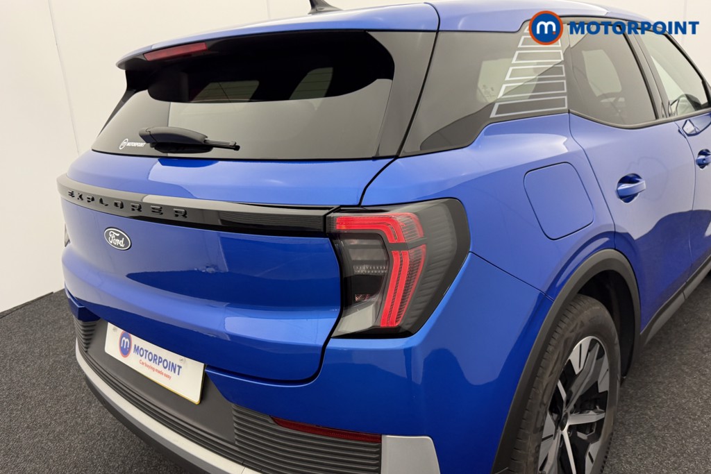 Ford Explorer Select Automatic Electric SUV - Stock Number (1566237) - 28th supplementary image