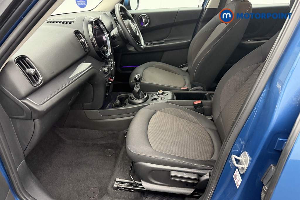 Mini Countryman Cooper Classic Manual Petrol SUV - Stock Number (1566305) - 1st supplementary image