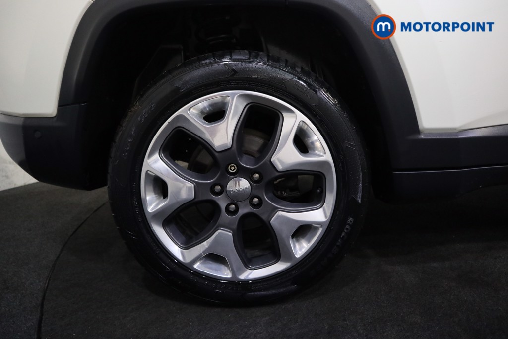Jeep Compass Limited Manual Petrol SUV - Stock Number (1566862) - 14th supplementary image