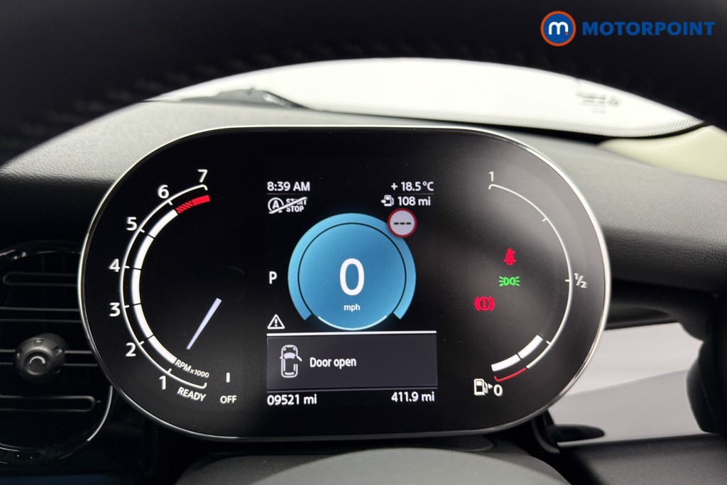 Mini Hatchback Cooper Classic Automatic Petrol Hatchback - Stock Number (1567118) - 5th supplementary image