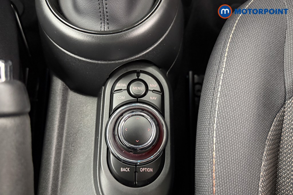 Mini Hatchback Cooper Classic Automatic Petrol Hatchback - Stock Number (1567118) - 12th supplementary image