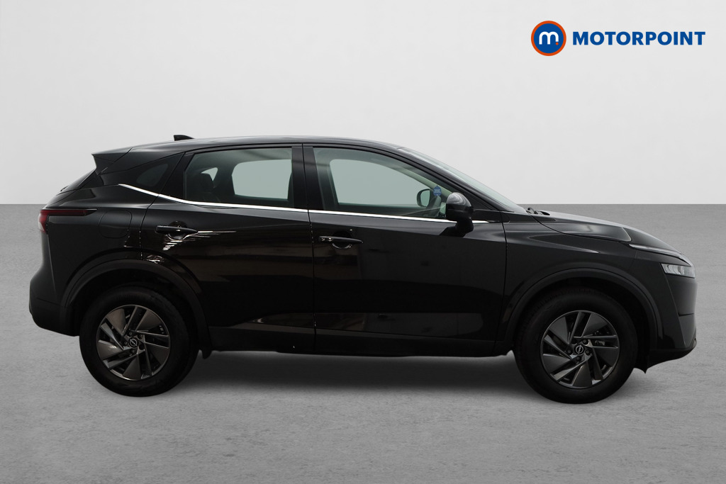 Nissan Qashqai Acenta Premium Manual Petrol SUV - Stock Number (1567199) - Drivers side