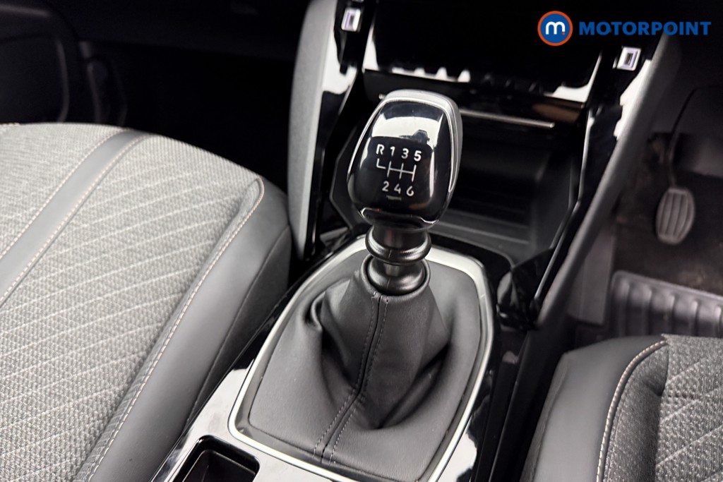 Peugeot 2008 Allure Manual Petrol SUV - Stock Number (1567405) - 10th supplementary image
