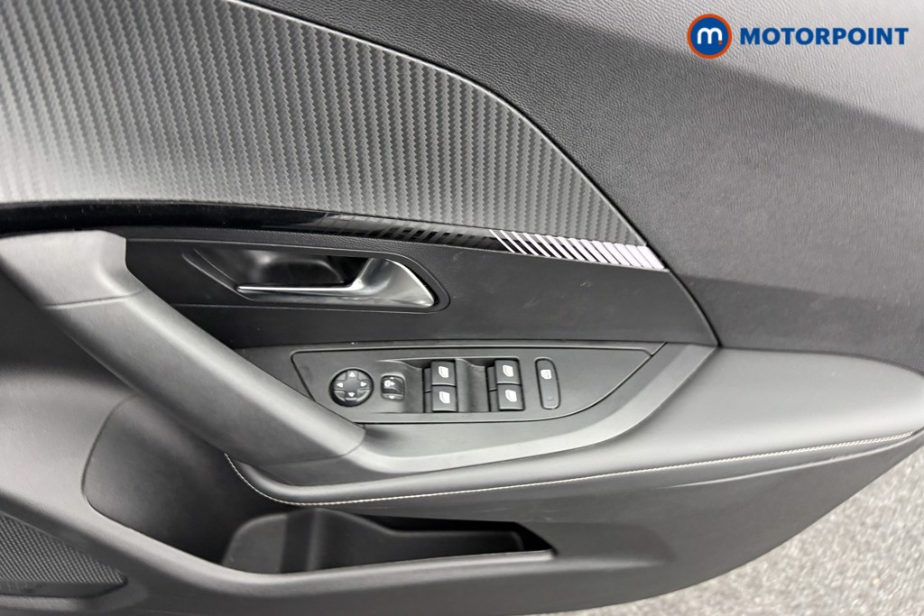 Peugeot 2008 Allure Manual Petrol SUV - Stock Number (1567405) - 13th supplementary image