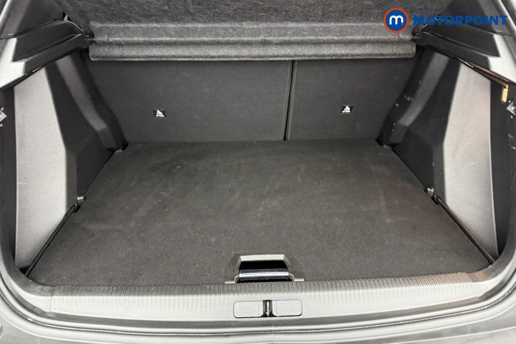 Peugeot 2008 Allure Manual Petrol SUV - Stock Number (1567405) - 18th supplementary image