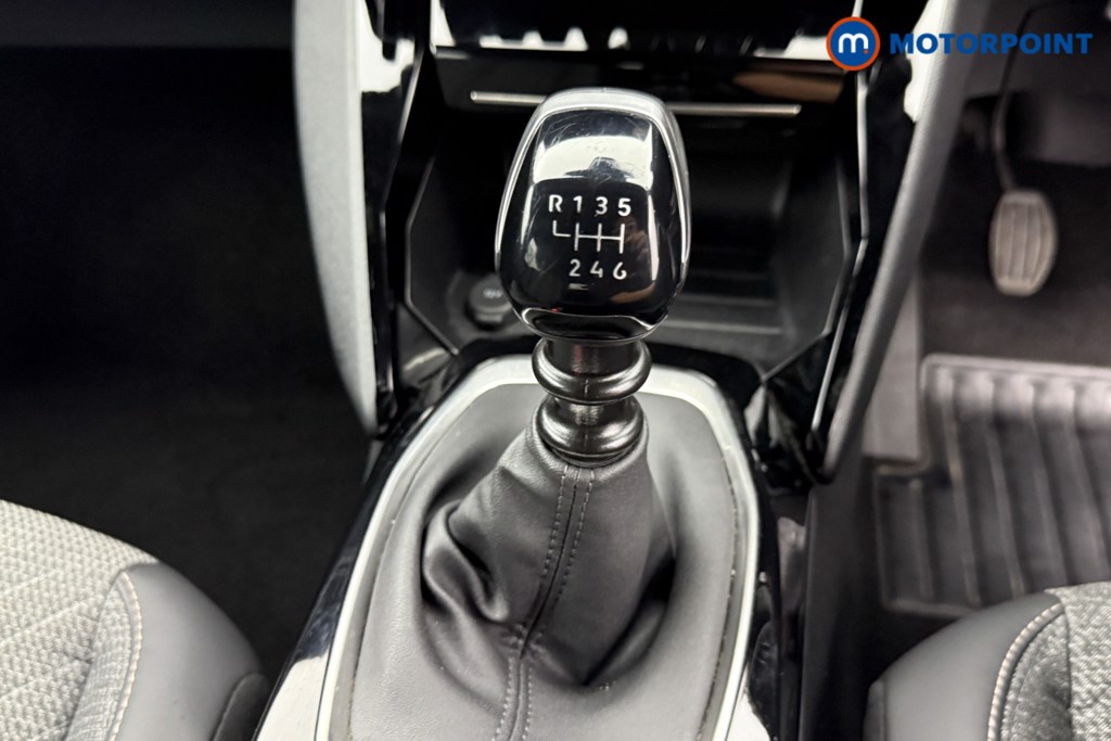 Peugeot 2008 Allure Manual Petrol SUV - Stock Number (1567417) - 10th supplementary image