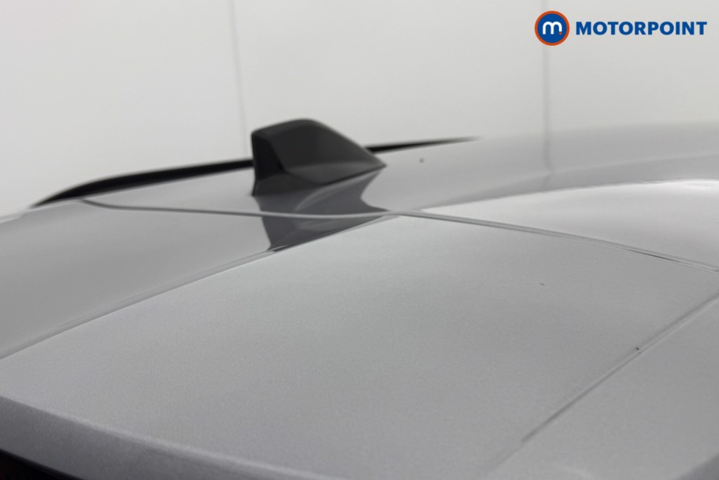 Peugeot 2008 Allure Manual Petrol SUV - Stock Number (1567417) - 17th supplementary image