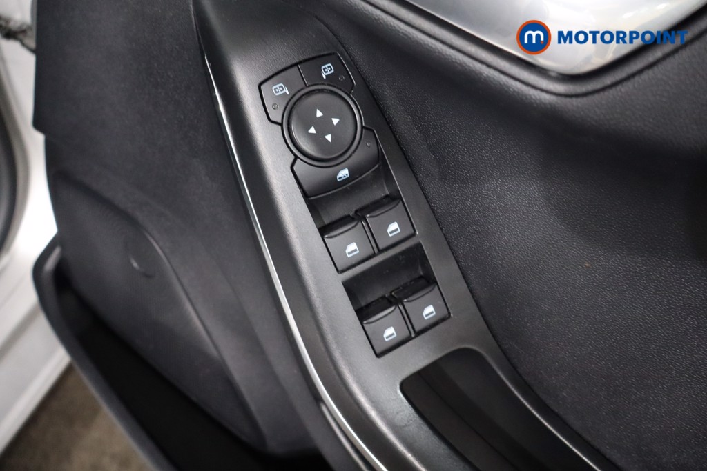 Ford Fiesta Titanium Manual Petrol Hatchback - Stock Number (1567482) - 23rd supplementary image