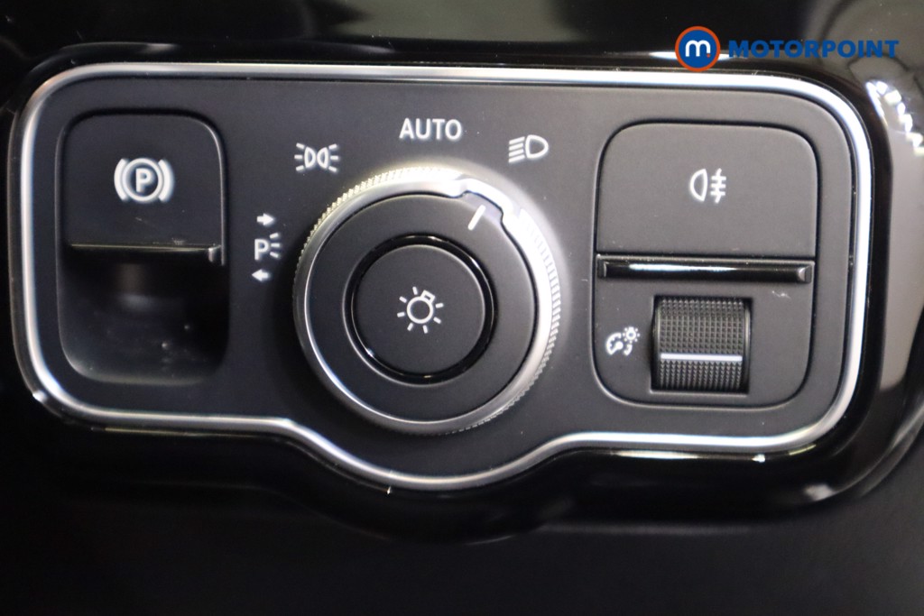 Mercedes-Benz A Class Amg Line Automatic Petrol Plug-In Hybrid Hatchback - Stock Number (1567558) - 15th supplementary image