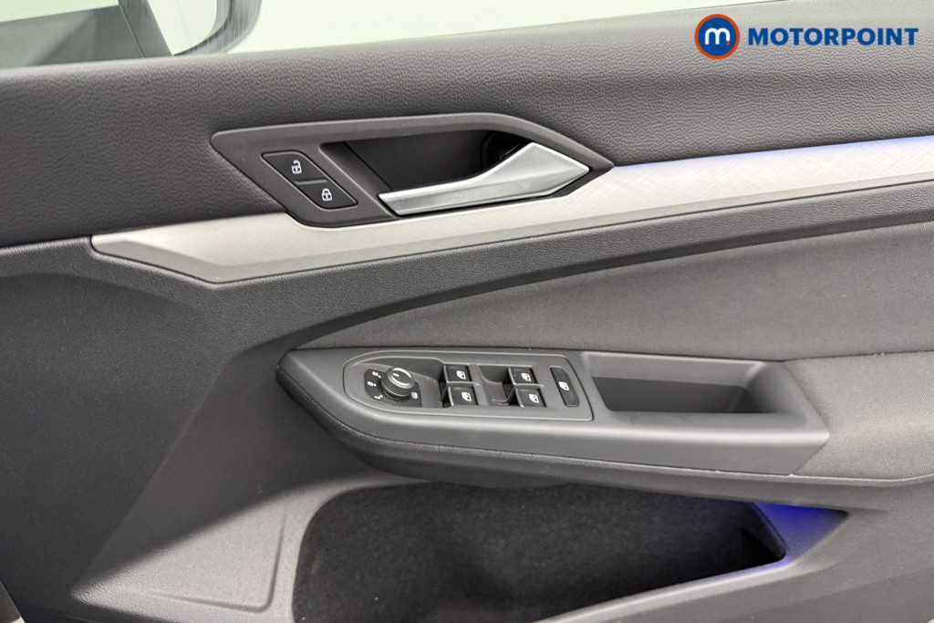 Volkswagen Golf Life Manual Petrol Hatchback - Stock Number (1567560) - 15th supplementary image