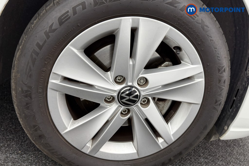 Volkswagen Golf Life Manual Petrol Hatchback - Stock Number (1567560) - 30th supplementary image