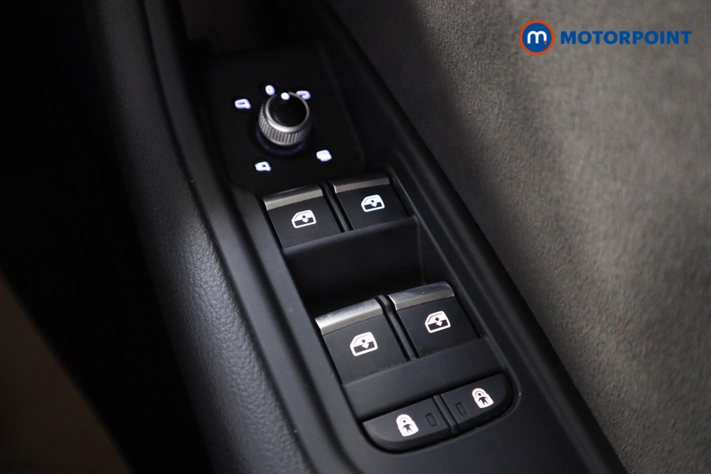 Audi A4 Black Edition Automatic Petrol Estate - Stock Number (1567617) - 6th supplementary image
