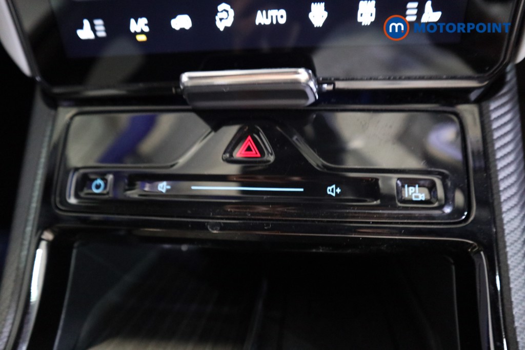 Ford Explorer Premium Automatic Electric SUV - Stock Number (1567688) - 10th supplementary image