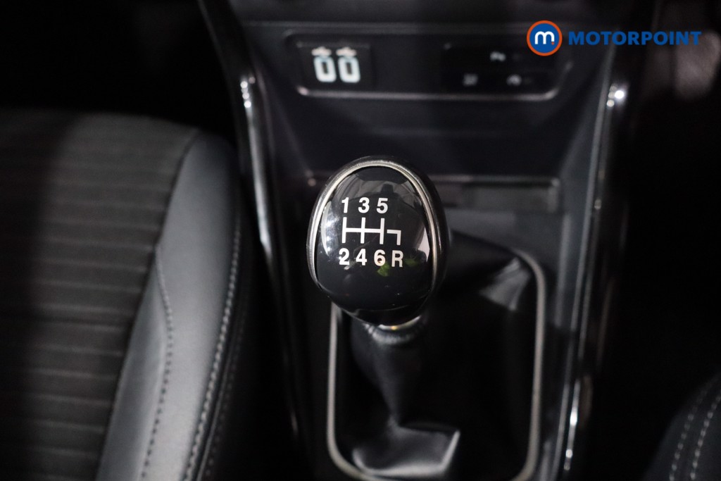 Ford Ecosport Titanium Manual Petrol SUV - Stock Number (1567886) - 17th supplementary image