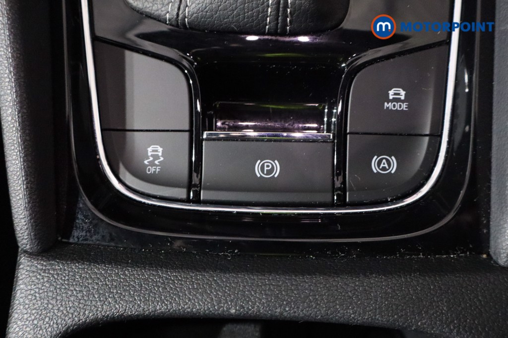 Skoda Karoq Sportline Automatic Petrol SUV - Stock Number (1567929) - 19th supplementary image